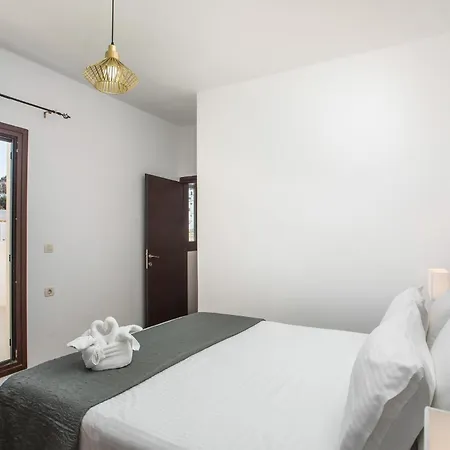 Bliss Luxury * Lindos (Rhodes)