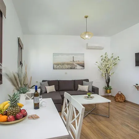 Bliss Luxury Apartment