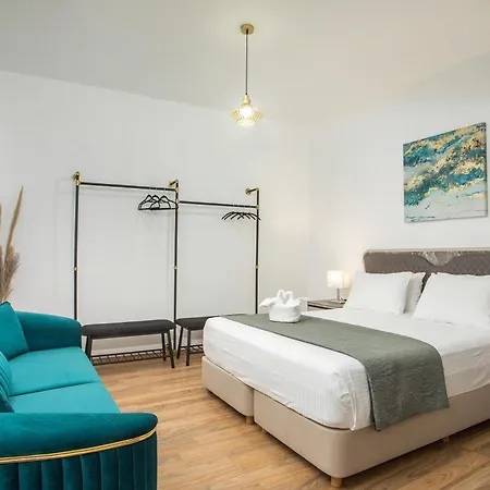 Bliss Luxury Apartment