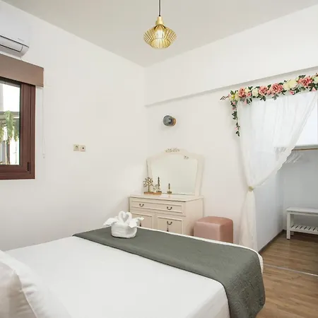Bliss Luxury Apartment