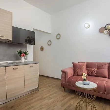 Bliss Luxury Apartment